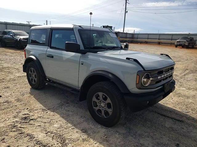 2022 Ford Bronco Base VIN: 1FMDE5AH2NLB12143 Lot: 92242655