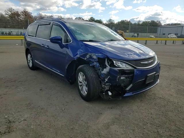 2018 Chrysler Pacifica Touring L VIN: 2C4RC1BG6JR318095 Lot: 91607085