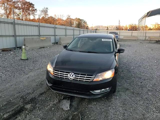 2013 Volkswagen Passat Sel VIN: 1VWCN7A37DC138720 Lot: 92093895