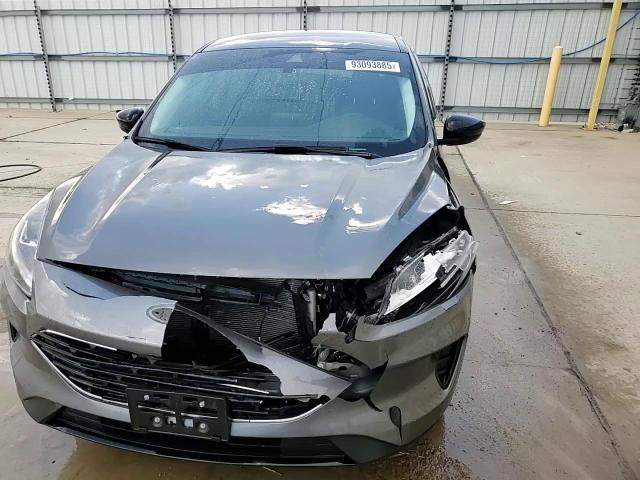 2022 Ford Escape Se VIN: 1FMCU9G63NUA05544 Lot: 93093885