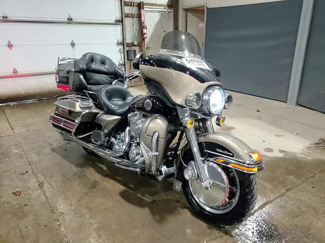 2004 Harley-Davidson Flhtcui VIN: 1HD1FCW124Y601517 Lot: 91074935
