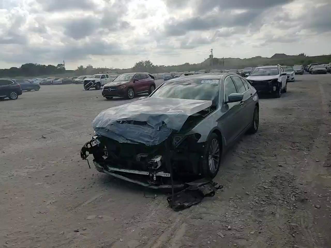 Фото: WBA13BJ00NCJ62090