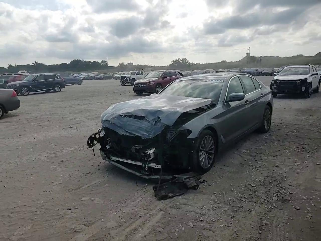 Фото: WBA13BJ00NCJ62090