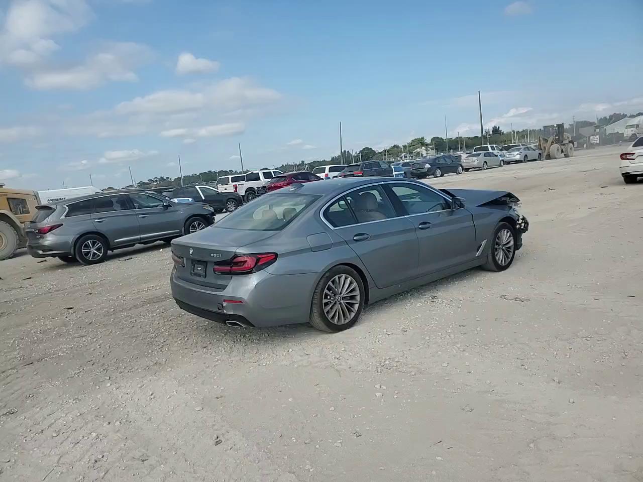 Фото: WBA13BJ00NCJ62090