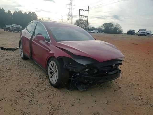 2018 Tesla Model X VIN: 5YJXCBE46JF135726 Lot: 94109225