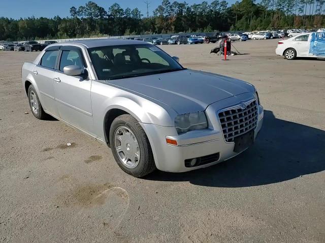 2006 Chrysler 300 Touring VIN: 2C3KA53G86H537736 Lot: 92392355