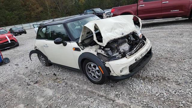 2013 Mini Cooper VIN: WMWSU3C59DT691388 Lot: 92316975