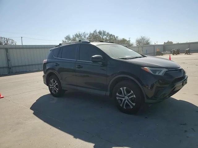 2018 Toyota Rav4 Le VIN: 2T3ZFREV3JW429029 Lot: 92252375