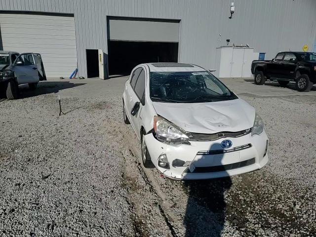 2012 Toyota Prius C VIN: JTDKDTB33C1006945 Lot: 94611035