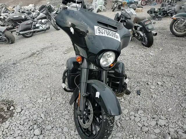 2018 Harley-Davidson Flhxs Street Glide Special VIN: 1HD1KRC11JB617211 Lot: 93768395