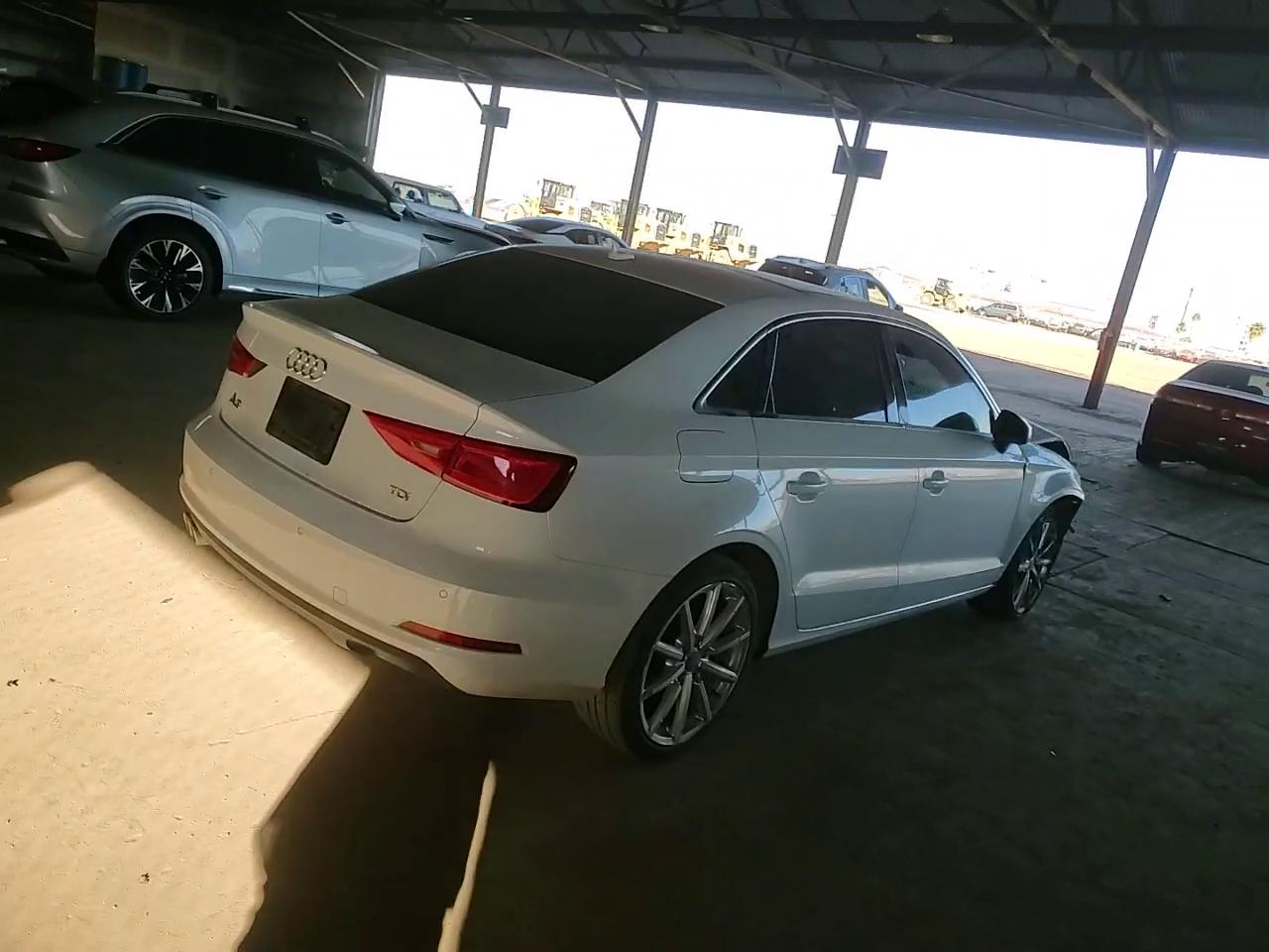 Фото: WAUCJGFF0F1063422