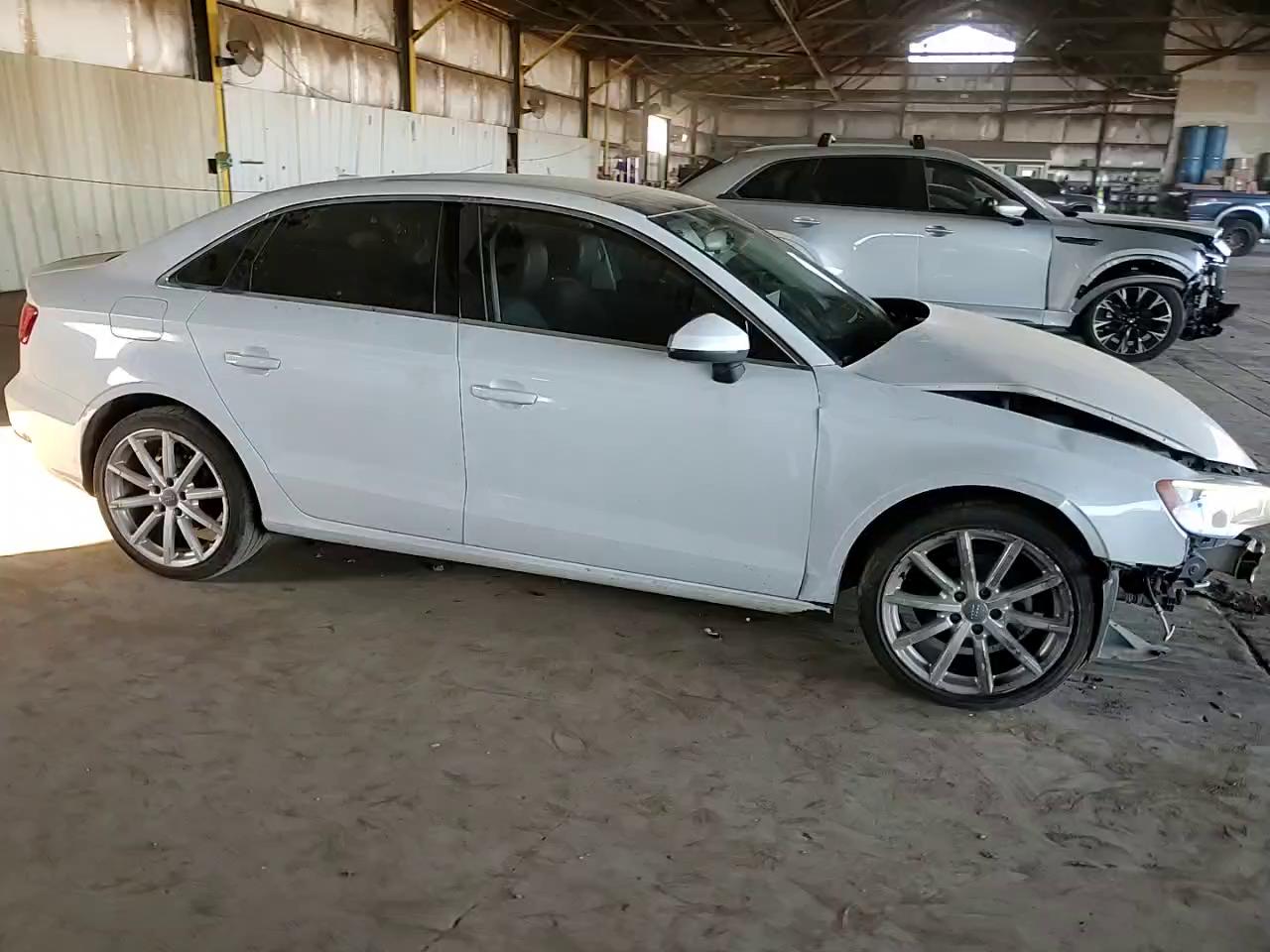 Фото: WAUCJGFF0F1063422