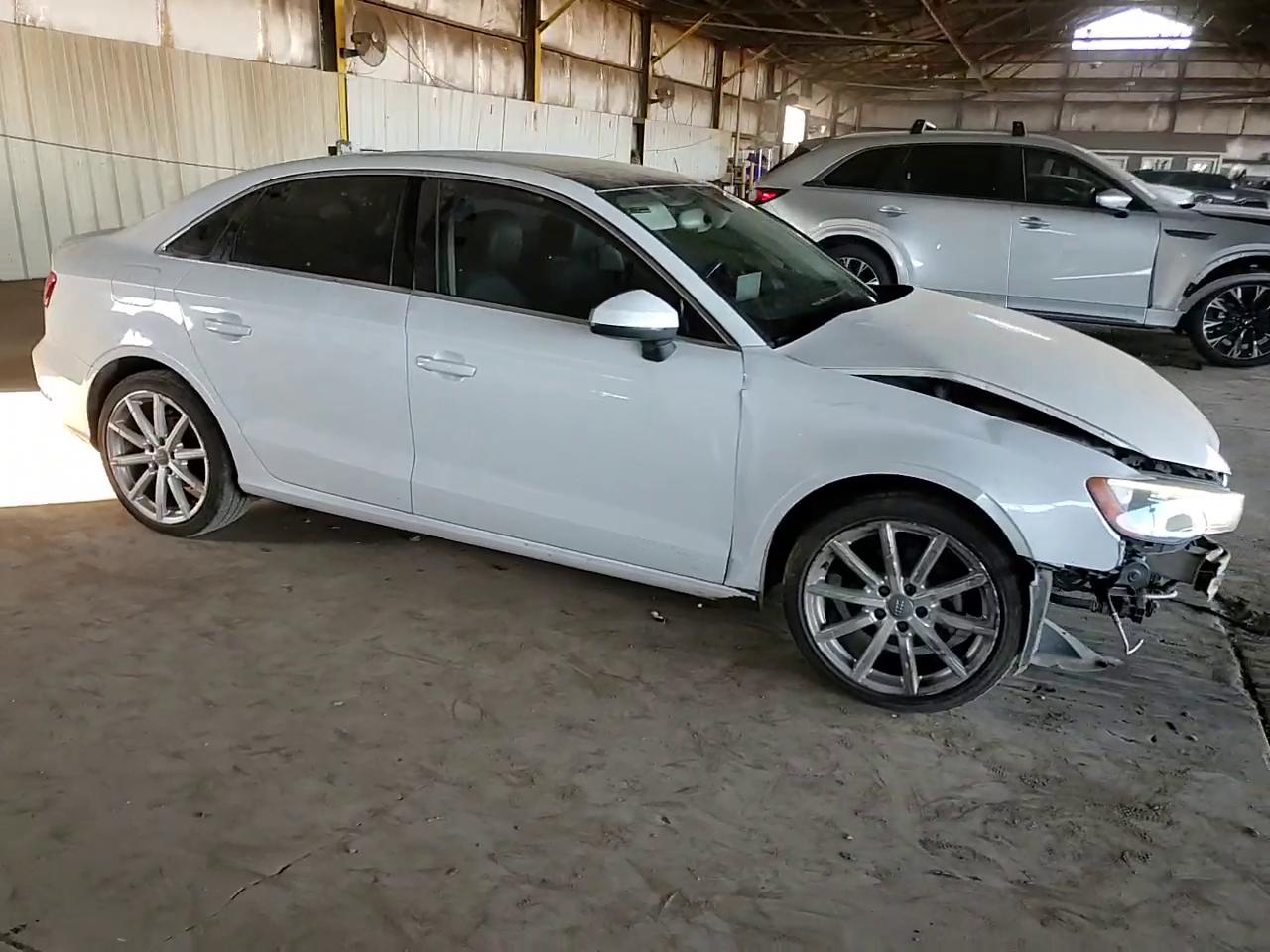 Фото: WAUCJGFF0F1063422