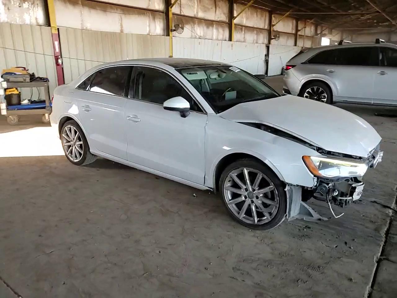 Фото: WAUCJGFF0F1063422