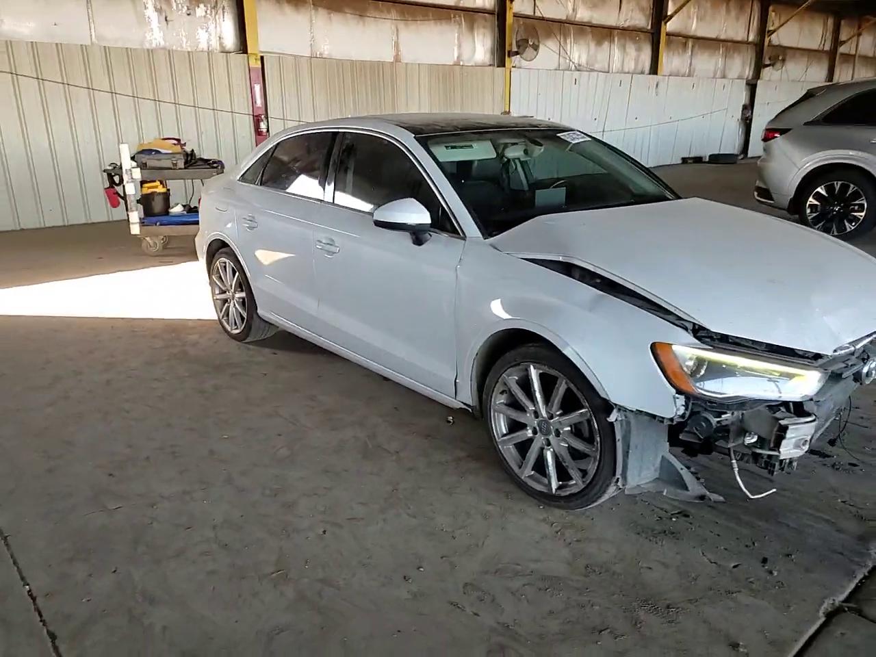 Фото: WAUCJGFF0F1063422