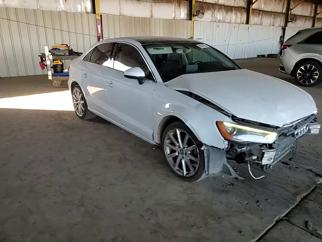 Фото: WAUCJGFF0F1063422