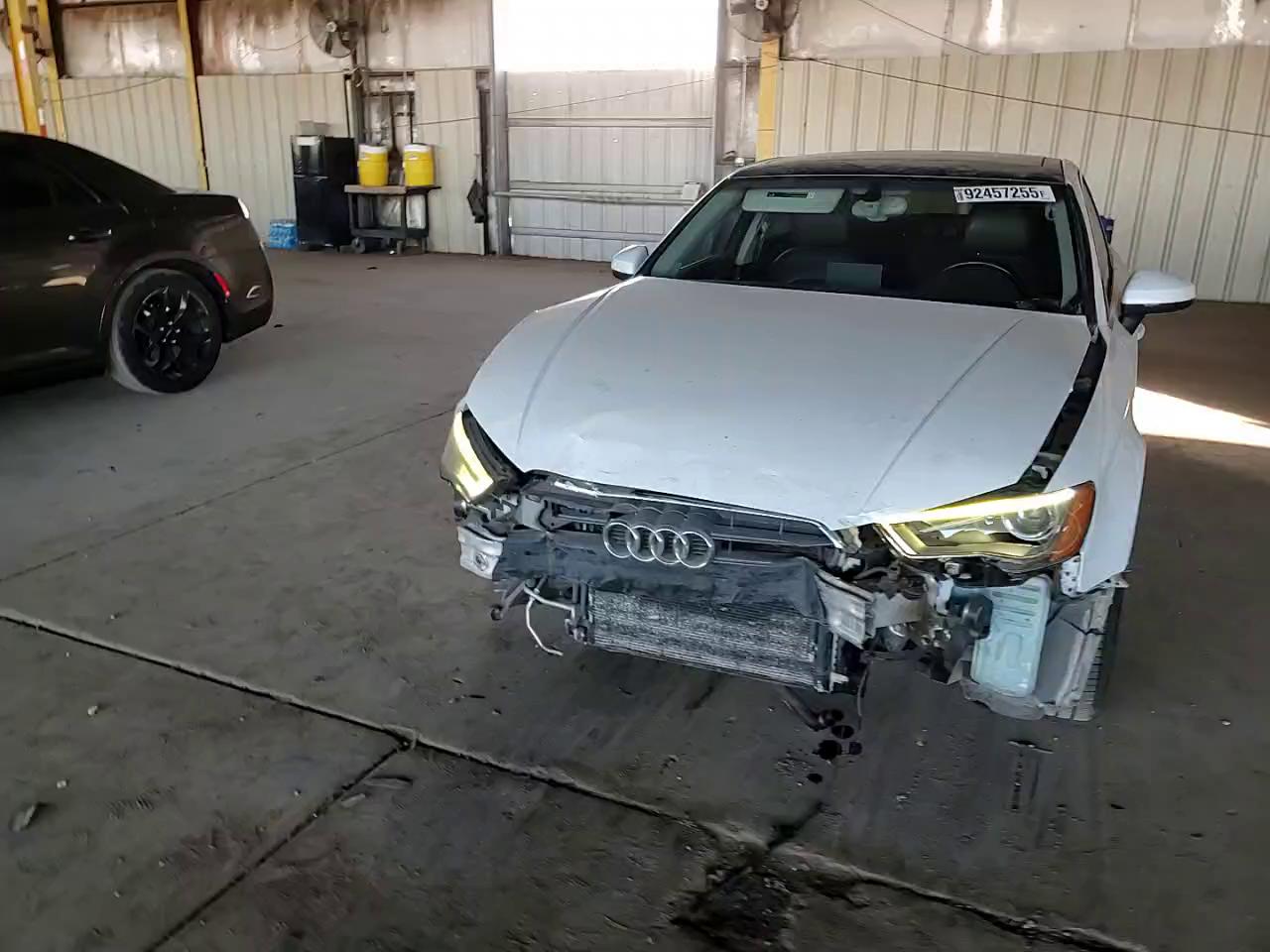 Фото: WAUCJGFF0F1063422