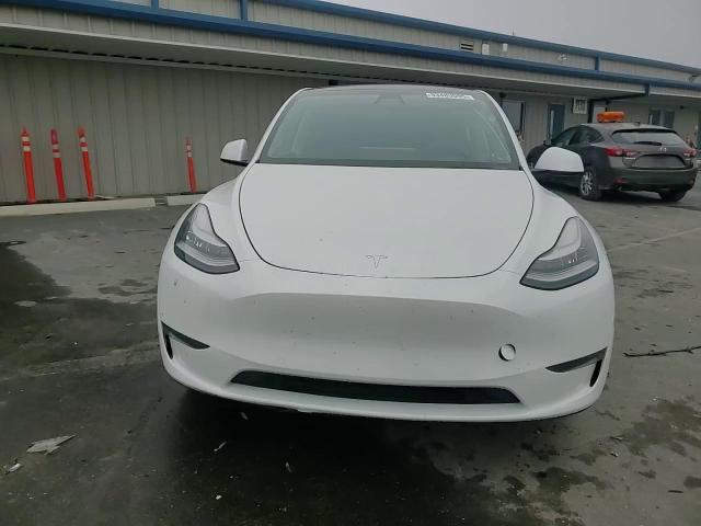 2020 Tesla Model Y VIN: 5YJYGDEE4LF010742 Lot: 93483095