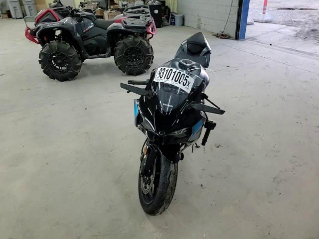 2025 Kawasaki Zx636 K VIN: JKBZXJJ11SA018316 Lot: 93101005