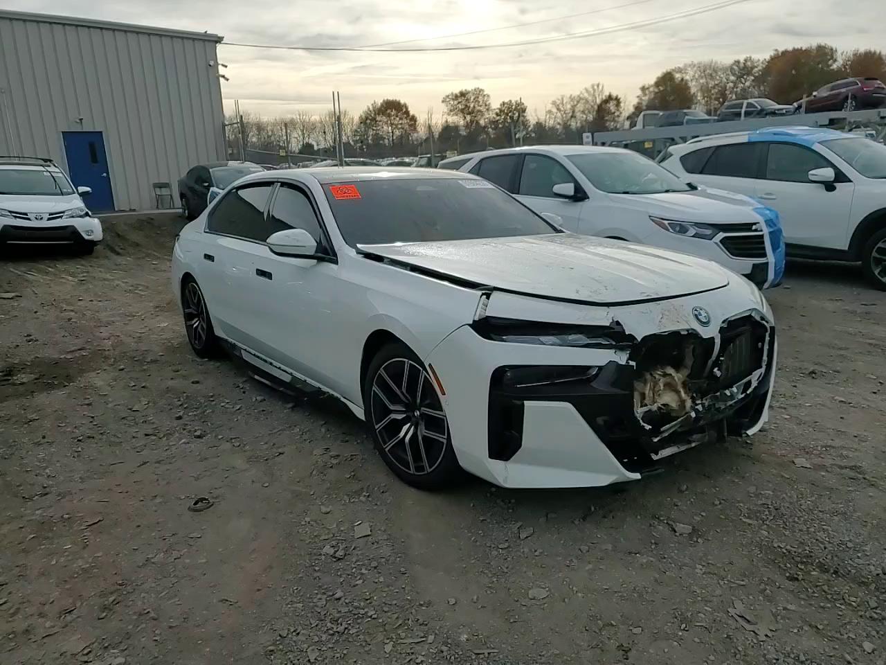 Фото: WBY53EJ03SCU97473