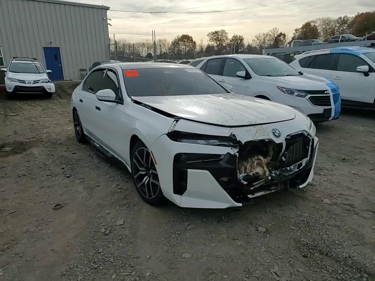 Фото: WBY53EJ03SCU97473