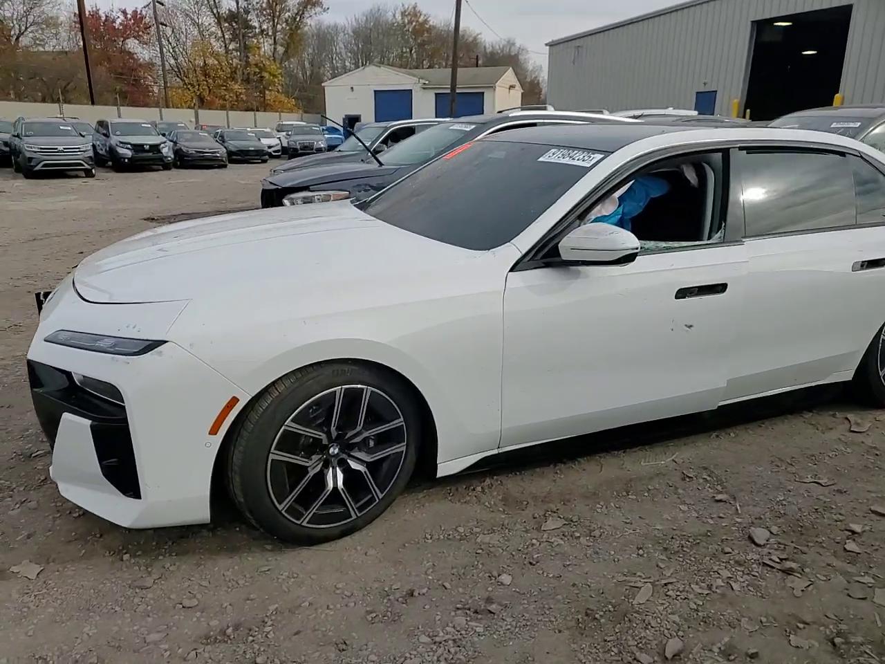 Фото: WBY53EJ03SCU97473