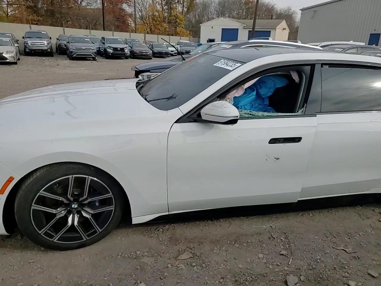 Фото: WBY53EJ03SCU97473