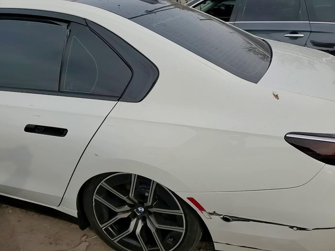 Фото: WBY53EJ03SCU97473