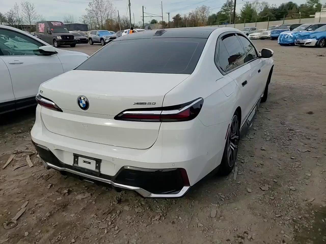 Фото: WBY53EJ03SCU97473