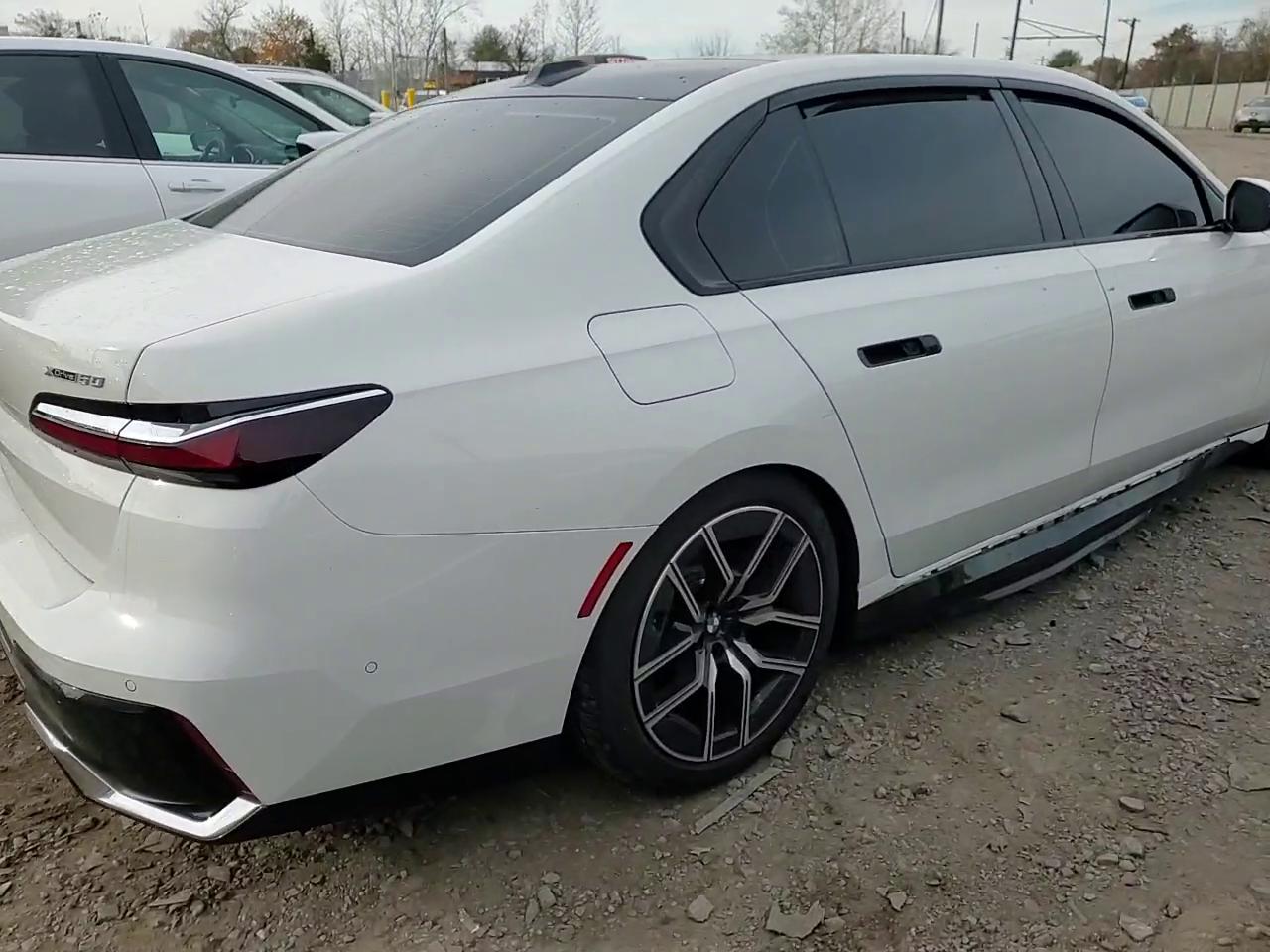 Фото: WBY53EJ03SCU97473