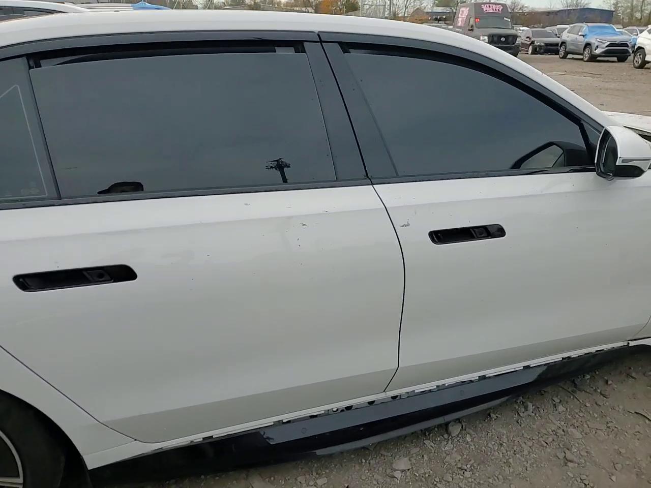 Фото: WBY53EJ03SCU97473