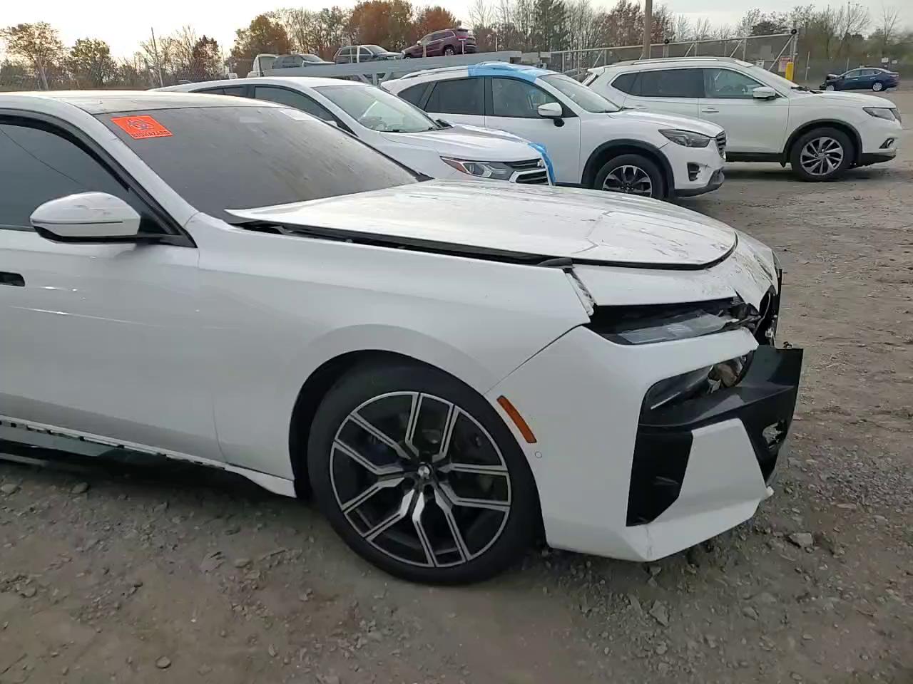 Фото: WBY53EJ03SCU97473