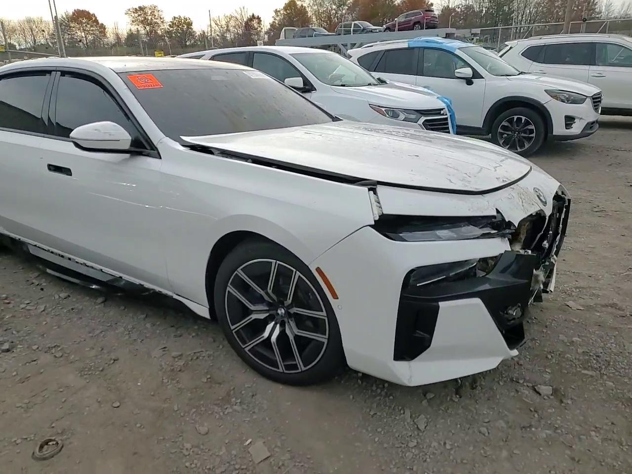 Фото: WBY53EJ03SCU97473