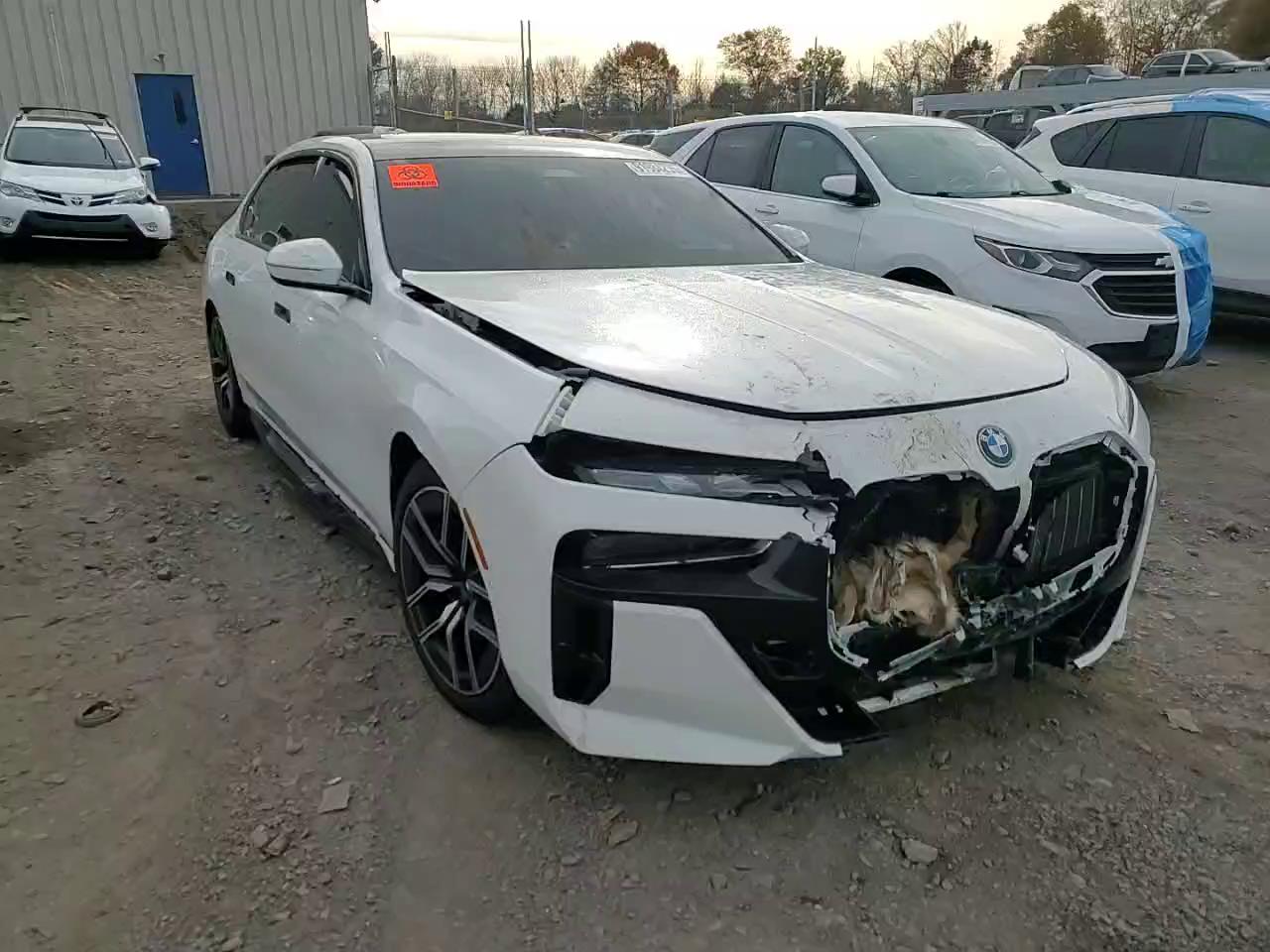 Фото: WBY53EJ03SCU97473