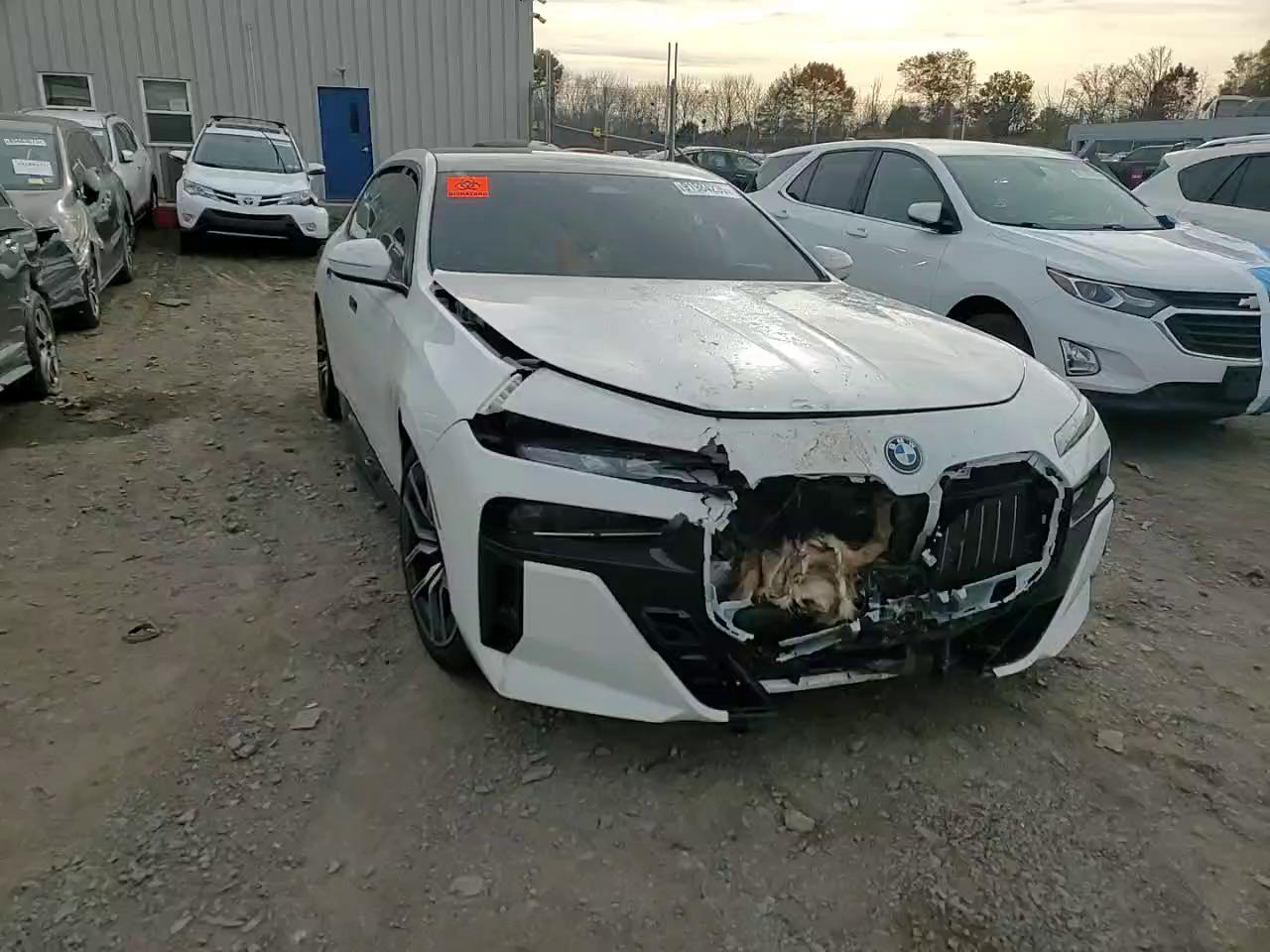 Фото: WBY53EJ03SCU97473