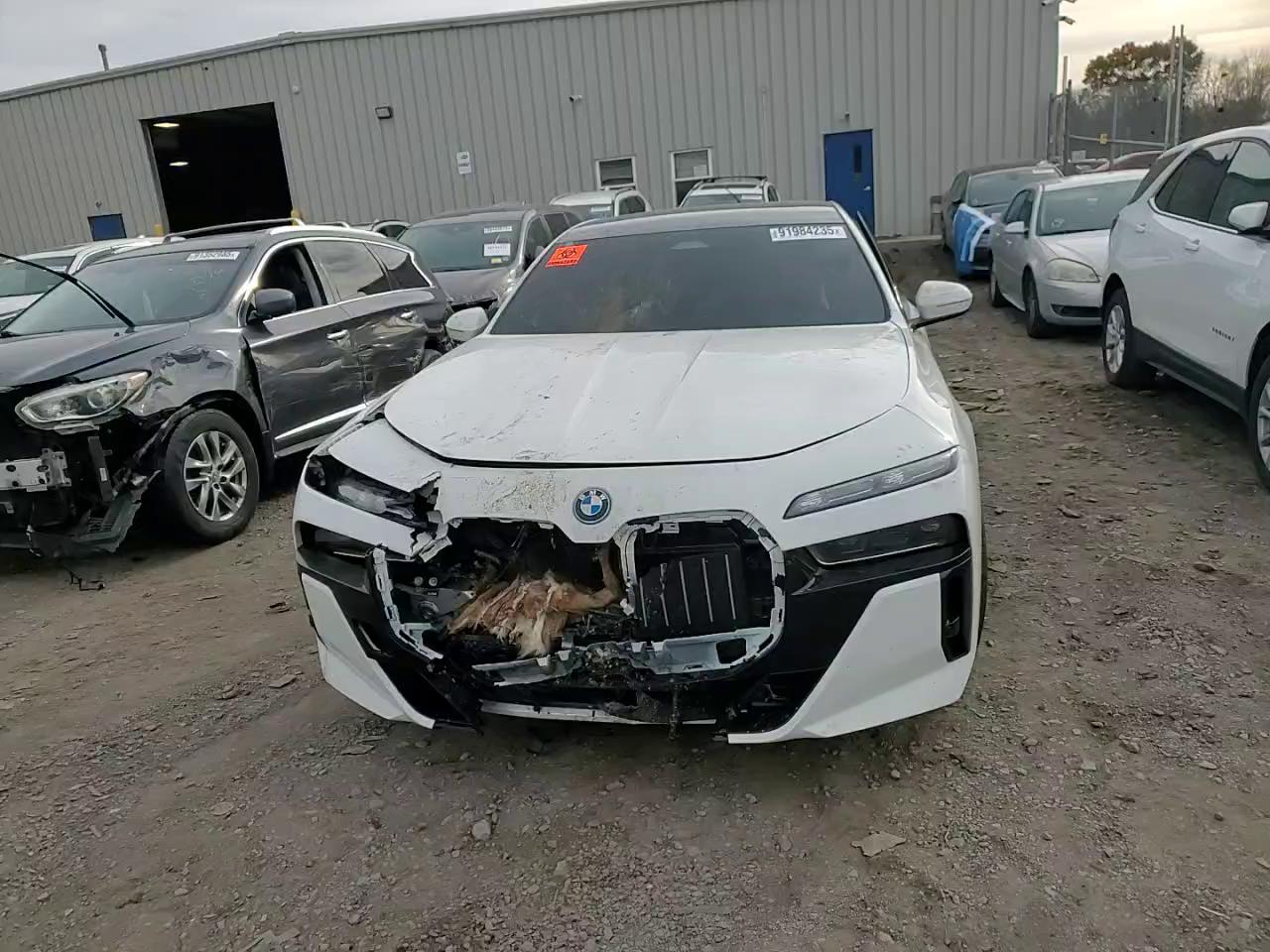 Фото: WBY53EJ03SCU97473