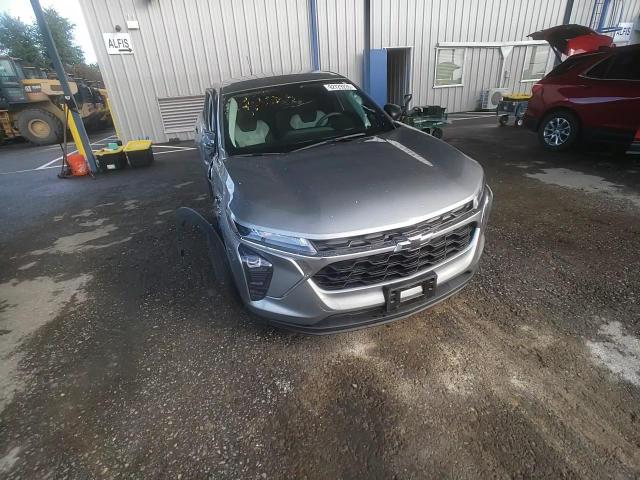 2025 Chevrolet Trax Ls VIN: KL77LFEP5SC059767 Lot: 92729235