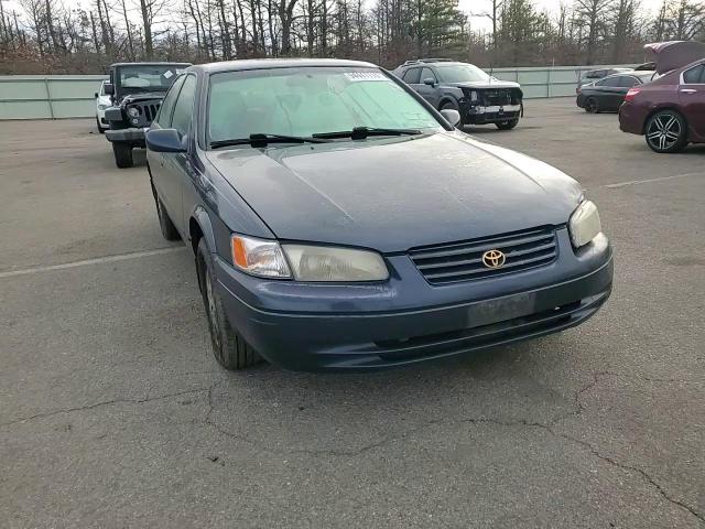 1999 Toyota Camry Le VIN: JT2BF22K3X0184628 Lot: 94441115