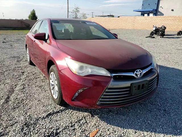 2015 Toyota Camry Le VIN: 4T1BF1FK2FU922577 Lot: 92842945