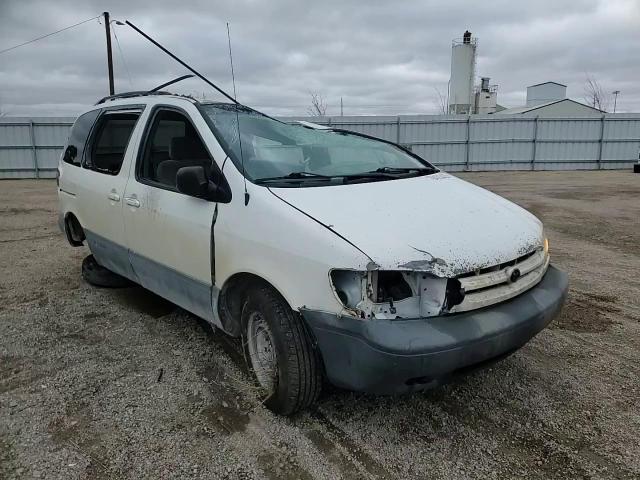 2000 Toyota Sienna Ce VIN: 4T3GF19C7YU208061 Lot: 94363435