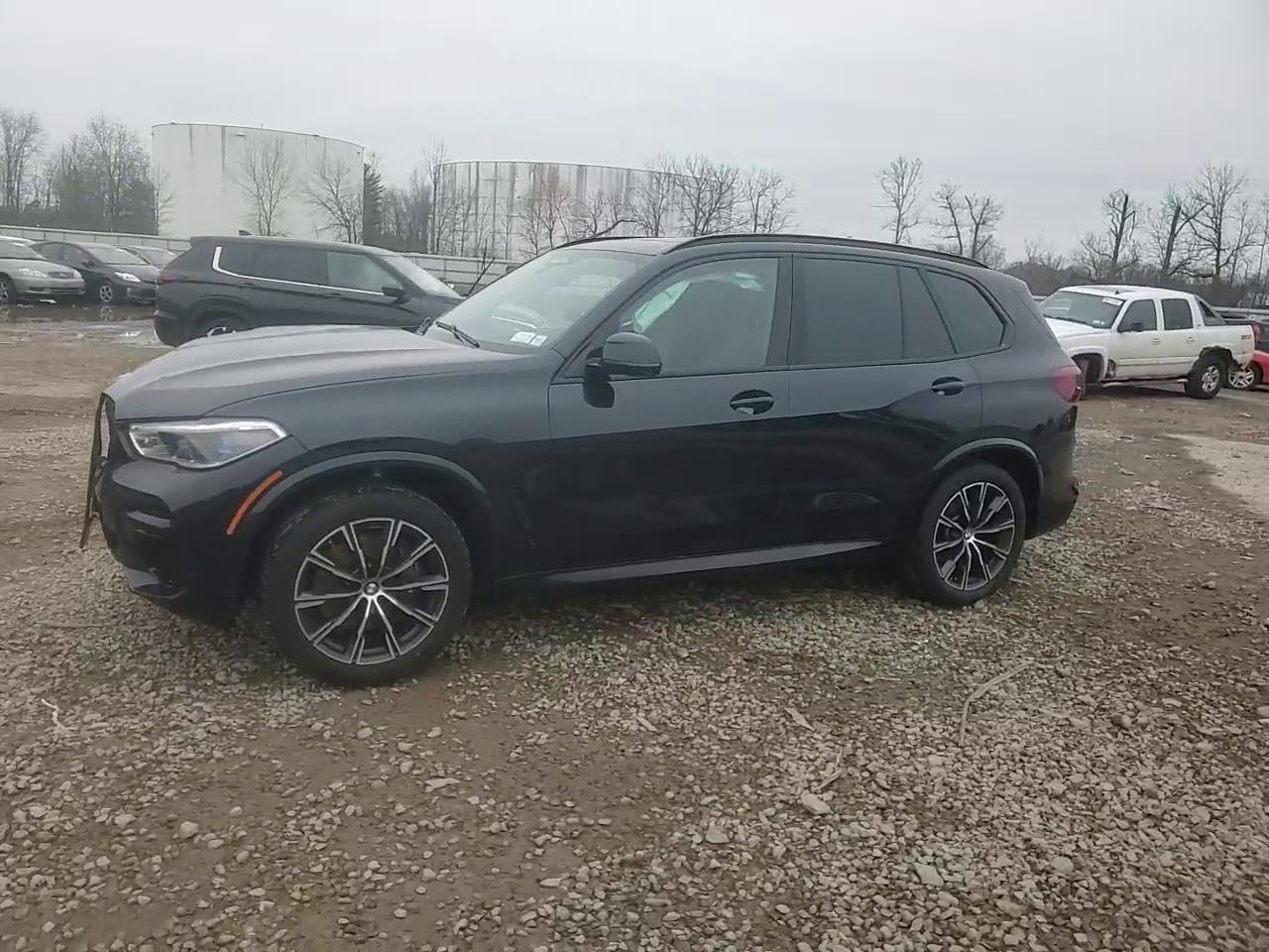 Фото: 5UXCR6C06P9P20229