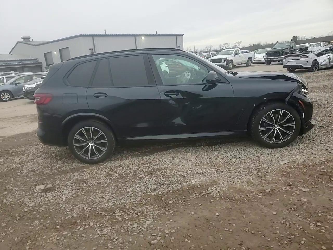 Фото: 5UXCR6C06P9P20229