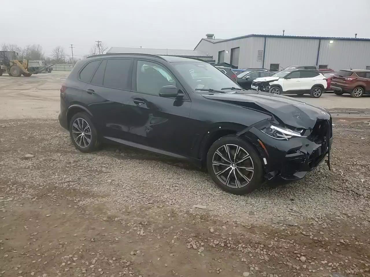 Фото: 5UXCR6C06P9P20229