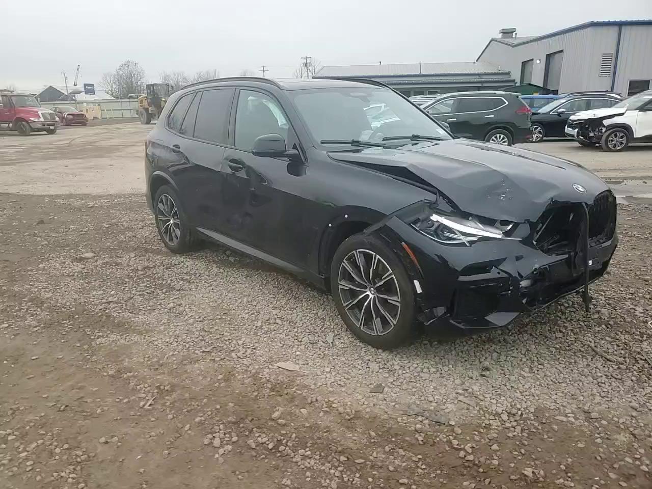 Фото: 5UXCR6C06P9P20229