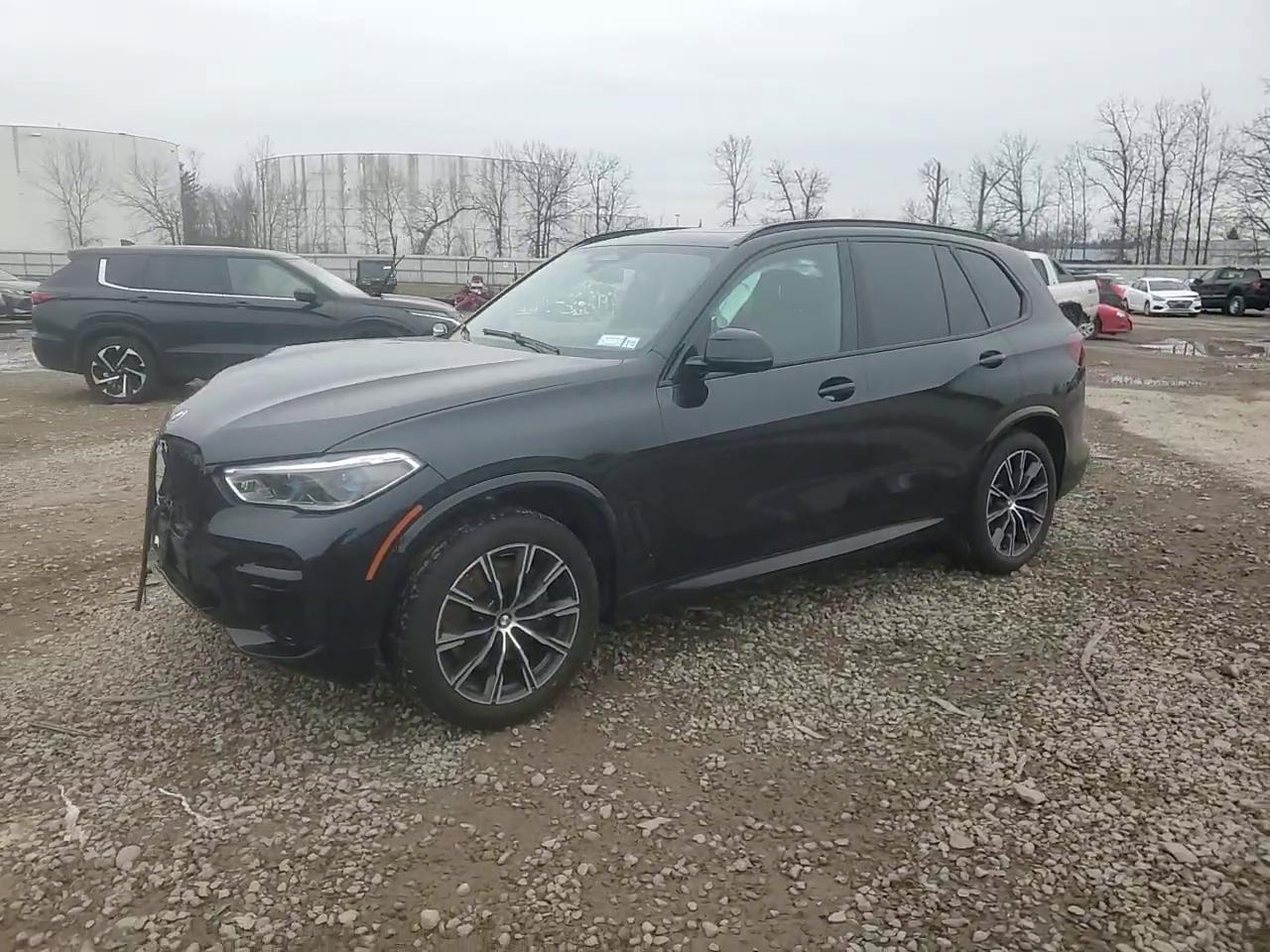 Фото: 5UXCR6C06P9P20229