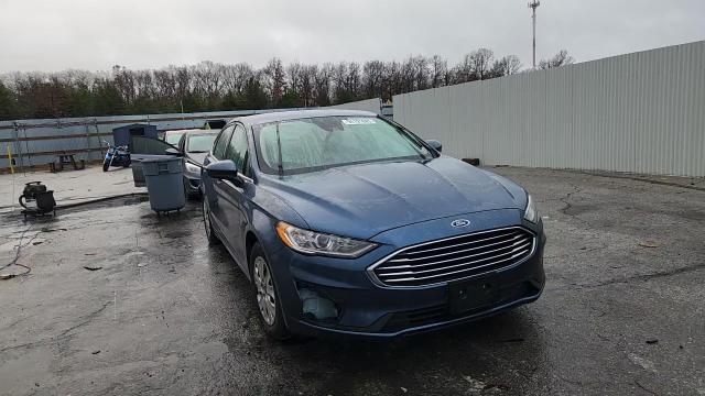 2019 Ford Fusion S VIN: 3FA6P0G7XKR275229 Lot: 94191665