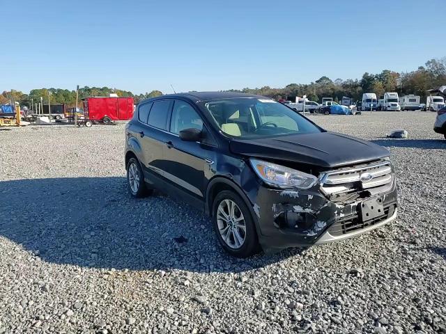 2017 Ford Escape Se VIN: 1FMCU9GD7HUC39219 Lot: 93419255