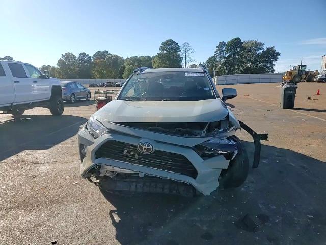 2019 Toyota Rav4 Xle Premium VIN: 2T3C1RFV5KW053809 Lot: 92057305