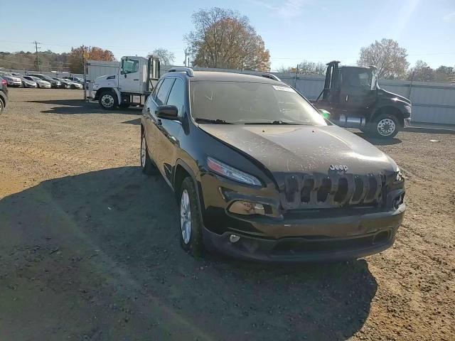 2015 Jeep Cherokee Latitude VIN: 1C4PJLCS5FW690148 Lot: 93621915