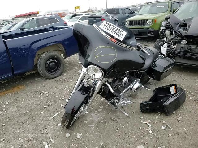 2009 Harley-Davidson Flhx VIN: 1HD1KB4109Y653423 Lot: 92878485